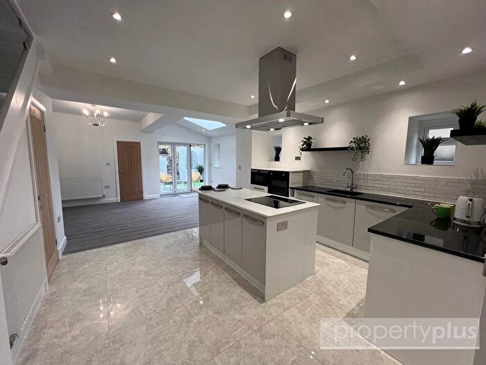 3 Bedroom Terraced House To Rent In Ynyswen Road Treorchy -, Treorchy, CF42