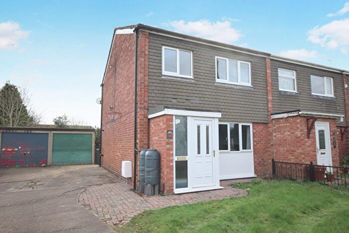 3 Bedroom End Of Terrace House For Sale In Middle Street, North Hykeham, LN6