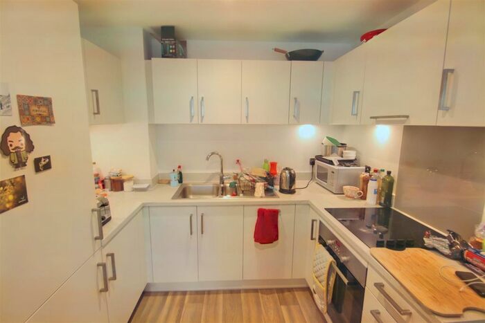 1 Bedroom Flat For Sale In Dorking Grove, Edgbaston, Birmingham, B15