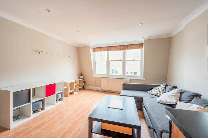 1 Bedroom Flat To Rent In Maiden Lane, Covent Garden, London, WC2E