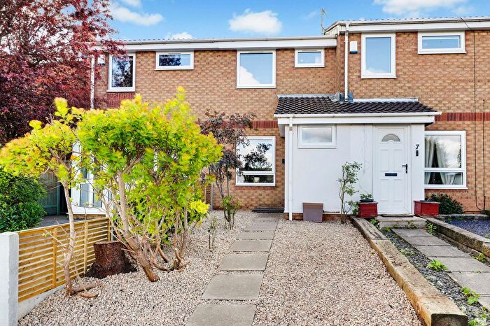 2 Bedroom Terraced House For Sale In Kingsbridge Avenue, Nottingham, NG3