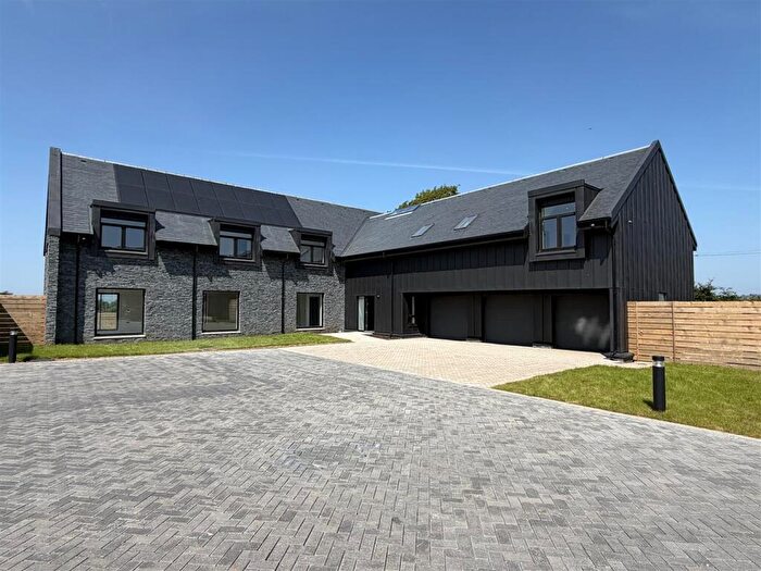 6 Bedroom Detached House For Sale In Cartside Farm Estate, Thorntonhall, Glasgow, G74
