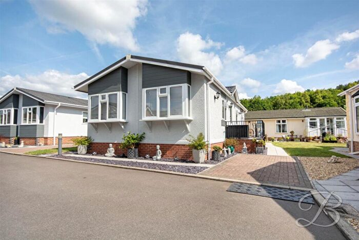 2 Bedroom Park Home For Sale In Wellow Road, Ollerton, Newark, NG22