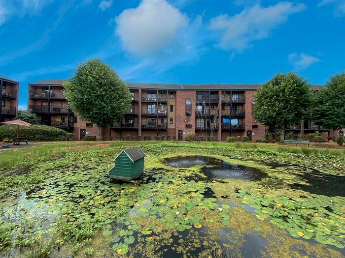 1 Bedroom Flat To Rent In Alderney Street, Nottingham, NG7