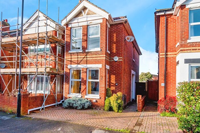 2 Bedroom Semi Detached House For Sale In College Road, Southampton, SO19