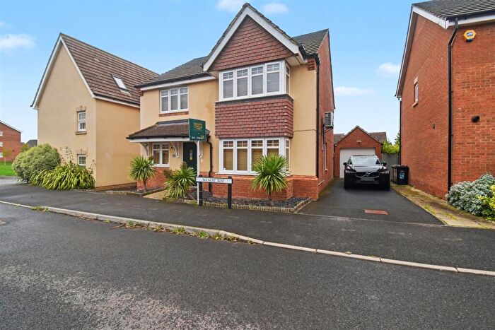 4 Bedroom Detached House For Sale In Mendip Way, Corby, NN18