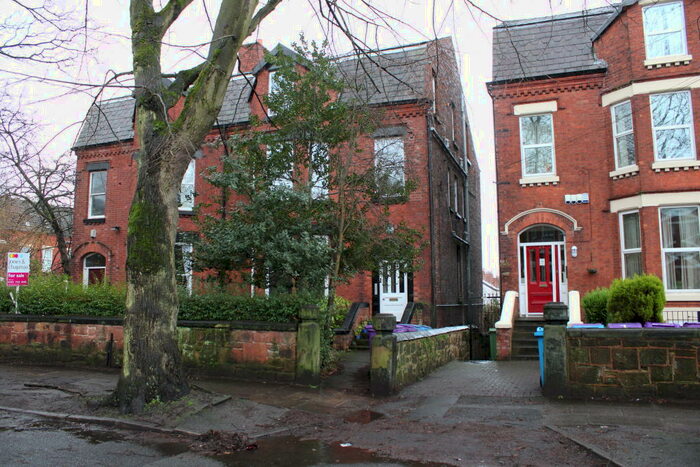 Apartment To Rent In Sydenham Avenue, ***Available With Zero Deposit***, L17