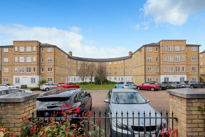 2 Bedroom Apartment To Rent In Gilbert Close, London, SE18