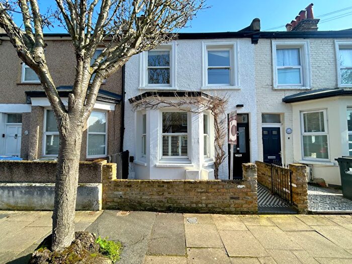 3 Bedroom Terraced House For Sale In Coningsby Road, London, W5