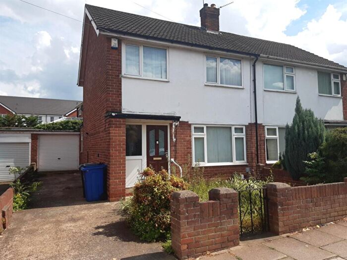 3 Bedroom Semi-Detached House For Sale In Florence Avenue, Balby, Doncaster, DN4
