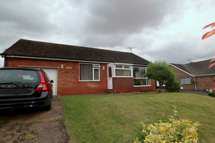 3 Bedroom Detached Bungalow To Rent In Front Street, Normanby-by-Spital, LN8