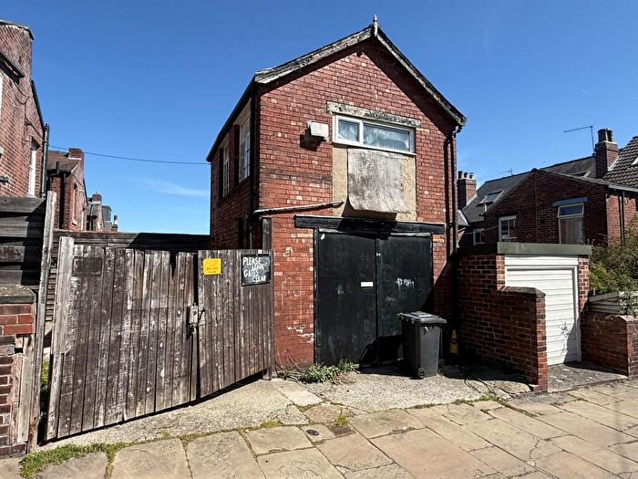 Coach House For Sale In Carrington Road, Sheffield, South Yorkshire, S11