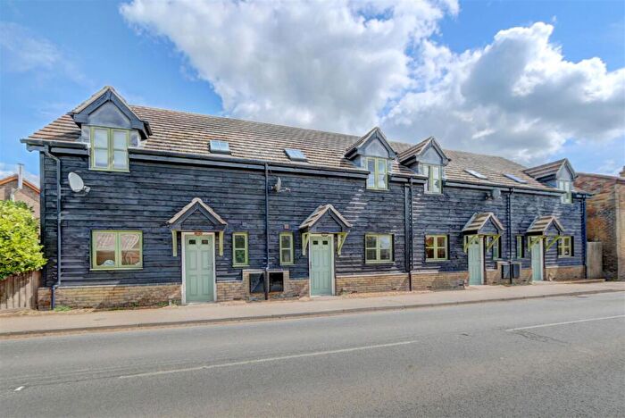 3 Bedroom Terraced House To Rent In Hop Row, Haddenham, CB6