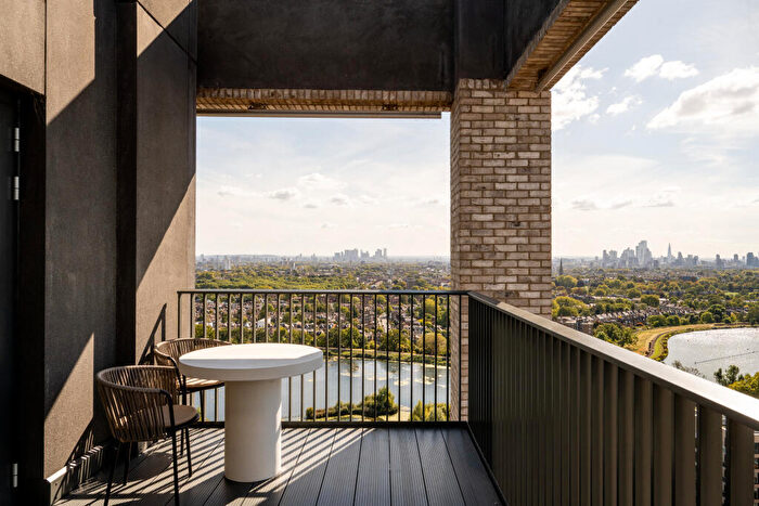 3 Bedroom Penthouse For Sale In Woodberry Down Sales & Marketing Suite Riverside Apartments, Woodberry Grove, Finsbury Park, London, N4