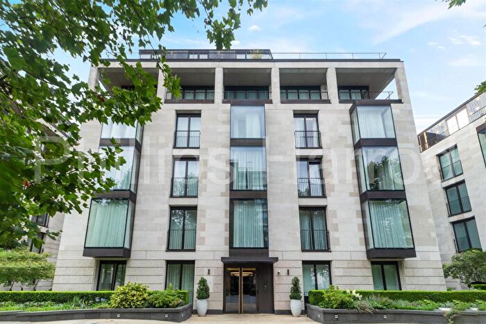 3 Bedroom Apartment To Rent In St. Edmunds Terrace, St John's Wood, NW8