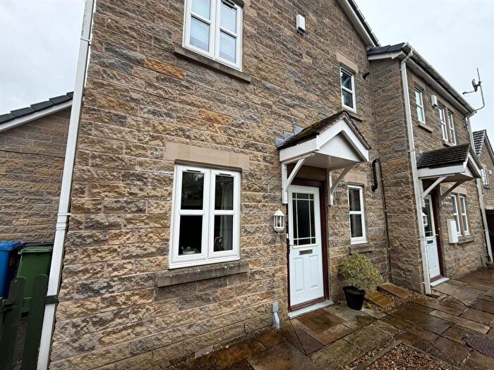2 Bedroom Apartment For Sale In King Street, Hollingworth, Hyde, SK14