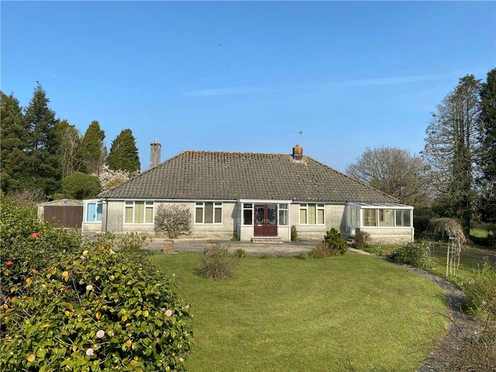 4 Bedroom Bungalow For Sale In Alston, Axminster, EX13