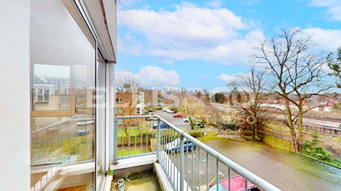 2 Bedroom Apartment To Rent In Essence Court, The Avenue, Wembley, HA9