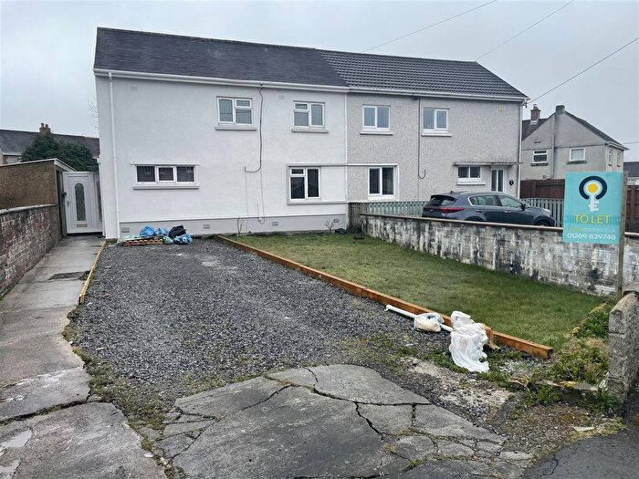 3 Bedroom Semi-Detached House To Rent In Caeglas, Cross Hands, Llanelli, SA14