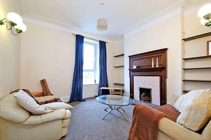4 Bedroom Flat To Rent In P Orchard Place, Aberdeen, AB24