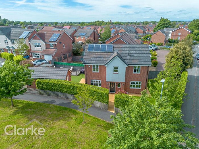 4 Bedroom Detached House For Sale In Chapel Lane, Coppull, Chorley, Lancashire, PR7