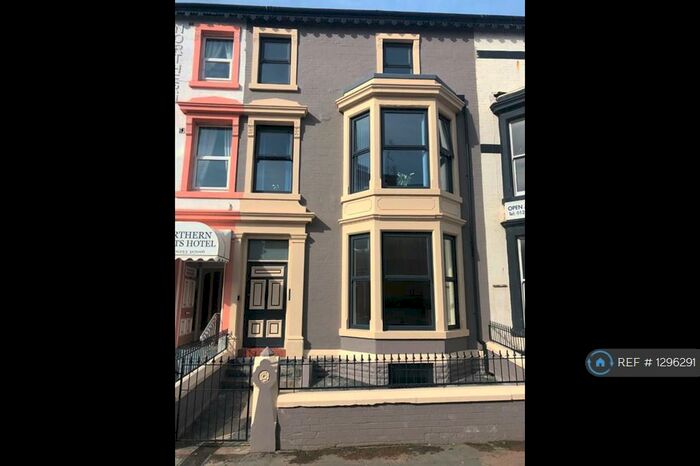 2 Bedroom Flat To Rent In Springfield Road, Blackpool, FY1