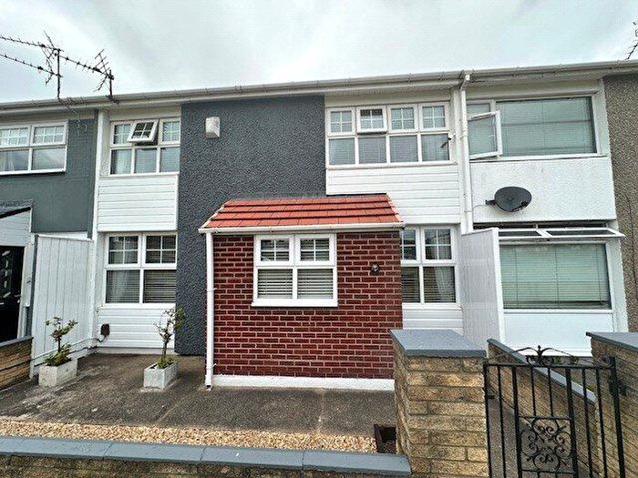 3 Bedroom Terraced House For Sale In Stapleford Road, Middlesbrough, North Yorkshire, TS3
