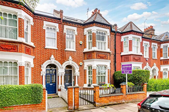2 Bedroom Flat To Rent In St Albans Avenue, Chiswick, W4