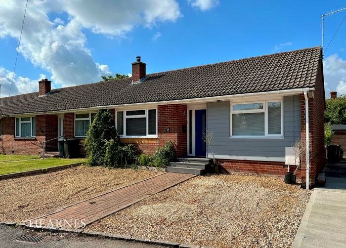 2 Bedroom Bungalow For Sale In The Broads, Wimborne, Dorset, BH21