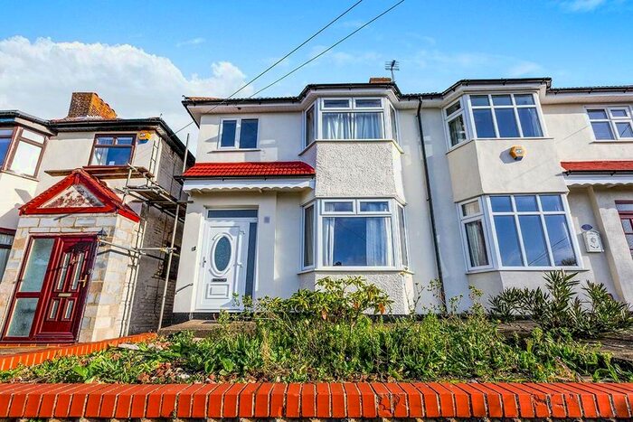 3 Bedroom Semi-Detached House To Rent In Tivoli Gardens, Windmill Street, Gravesend, Kent DA12