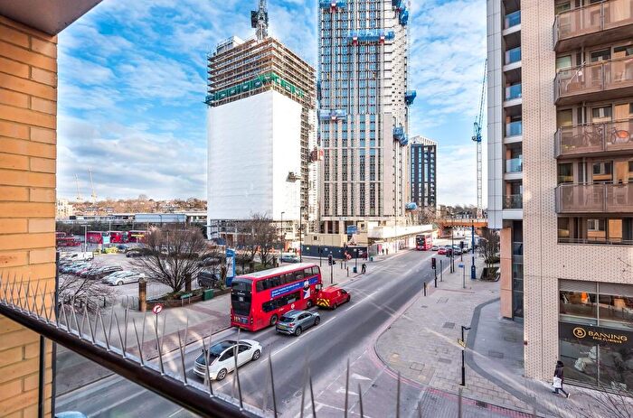 2 Bedroom Flat For Sale In Elmira Street, London, SE13