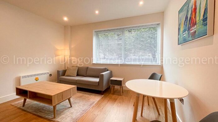 Flat For Sale In South Street, Hornchurch, London, RM1