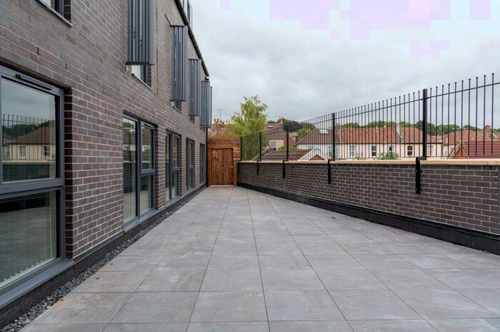 7 Bedroom Flat To Rent In Gloucester Road, Bristol, BS7