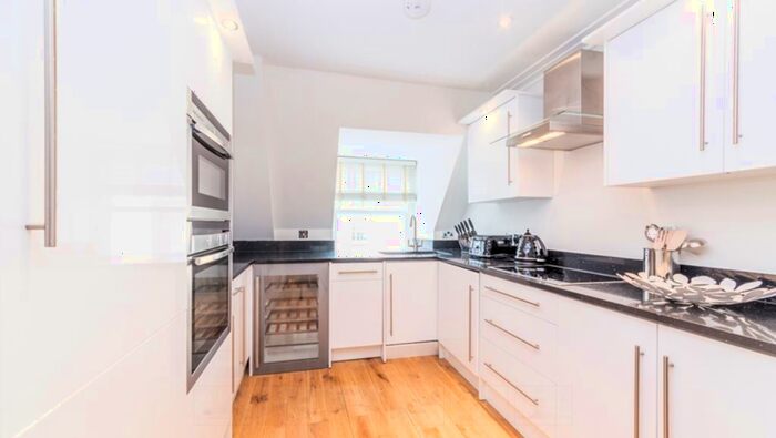 1 Bedroom Flat To Rent In Grosvenor Hill, Mayfair, London, W1K