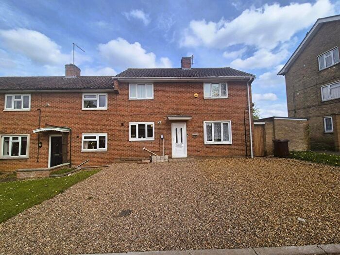 3 Bedroom End Of Terrace House To Rent In Kennett Green, Kings Heath, Northampton, NN5