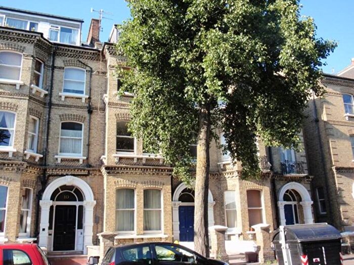 1 Bedroom Flat To Rent In Cromwell Road, Hove, BN3