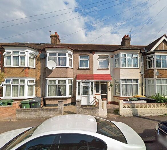 4 Bedroom Terraced House To Rent In George Road, London, E4