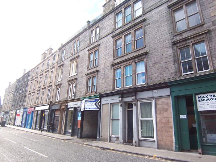 2 Bedroom Flat To Rent In Duke Street, Edinburgh, EH6