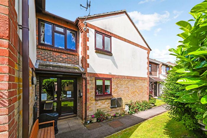 2 Bedroom Retirement Property For Sale In Windmill Court, East Wittering, Chichester, PO20