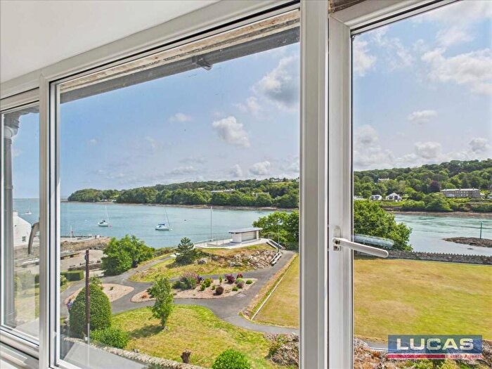 1 Bedroom Apartment For Sale In Wilmar, Beach Road, Menai Bridge, LL59