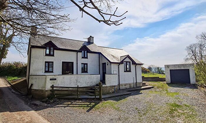 3 Bedroom Property To Rent In Bedroom House, Llangwyrfon, SY23