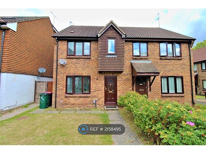 3 Bedroom Semi-Detached House To Rent In Windmill Court, Crawley, RH10