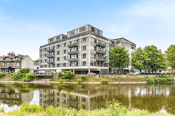 2 Bedroom Flat To Rent In Sand Aire House, Kendal, LA9