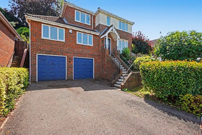 4 Bedroom Detached House For Sale In Fay Close, Rochester, ME1