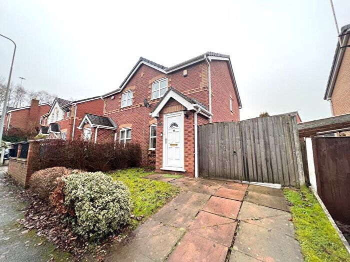 2 Bedroom Semi-Detached House To Rent In Brindle Heath Road, Salford, M6
