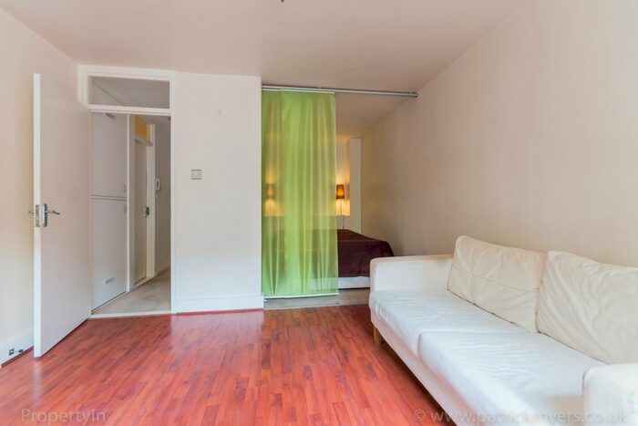 Studio To Rent In Grange Road, London, SE19