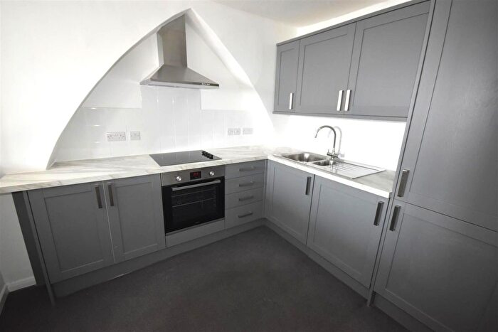 2 Bedroom Flat To Rent In Marina, St. Leonards-On-Sea, TN38