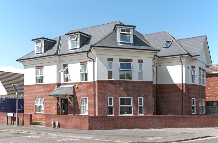 1 Bedroom Flat To Rent In Bennett Road, Bournemouth, Dorset, BH8