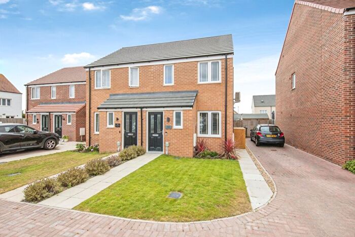 2 Bedroom Semi-Detached House For Sale In Tellin Way, Clacton-On-Sea, CO16