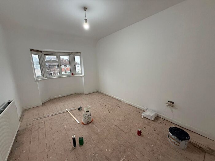 4 Bedroom Terraced House To Rent In Dunkeld Road, Dagenham, RM8